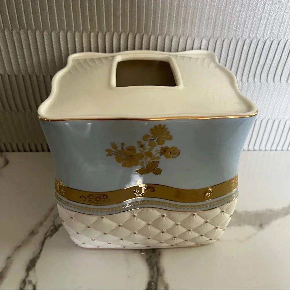 Croscill Napoleon Ceramic Bathroom Tissue Box Cover Blue & Cream Gold Accents